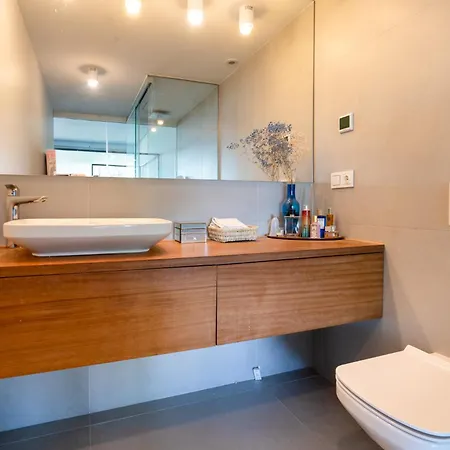 Wave Apartment *